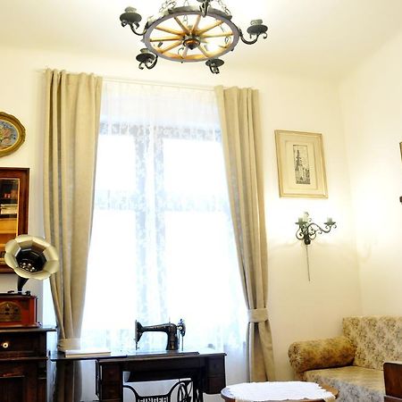 Traditional Slovak Apartment Bratysława Zewnętrze zdjęcie