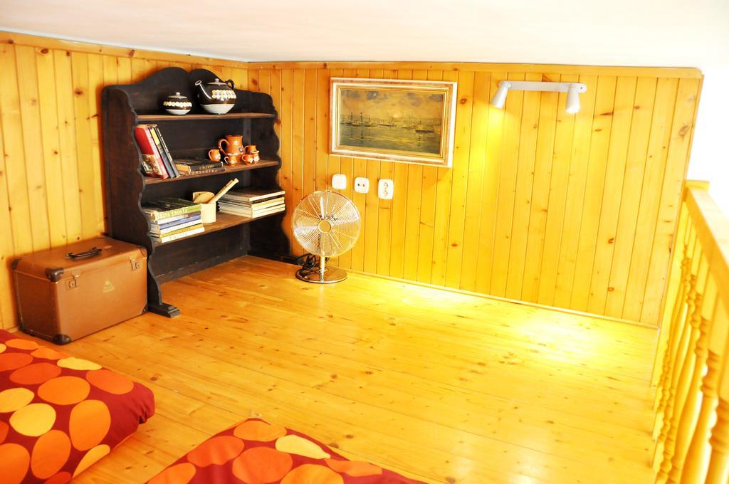 Traditional Slovak Apartment Bratysława Zewnętrze zdjęcie