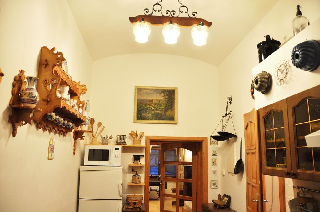 Traditional Slovak Apartment Bratysława Zewnętrze zdjęcie