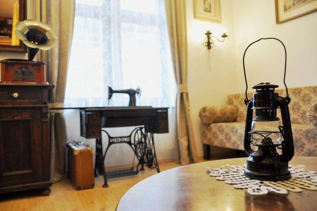 Traditional Slovak Apartment Bratysława Zewnętrze zdjęcie