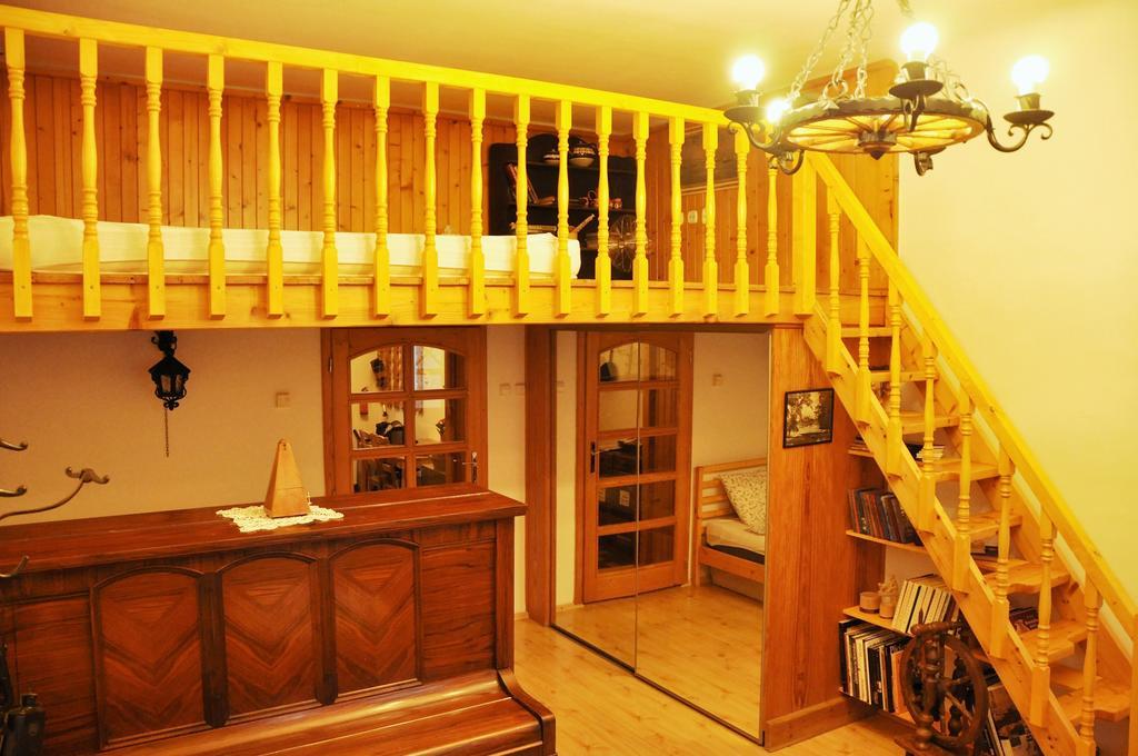 Traditional Slovak Apartment Bratysława Zewnętrze zdjęcie